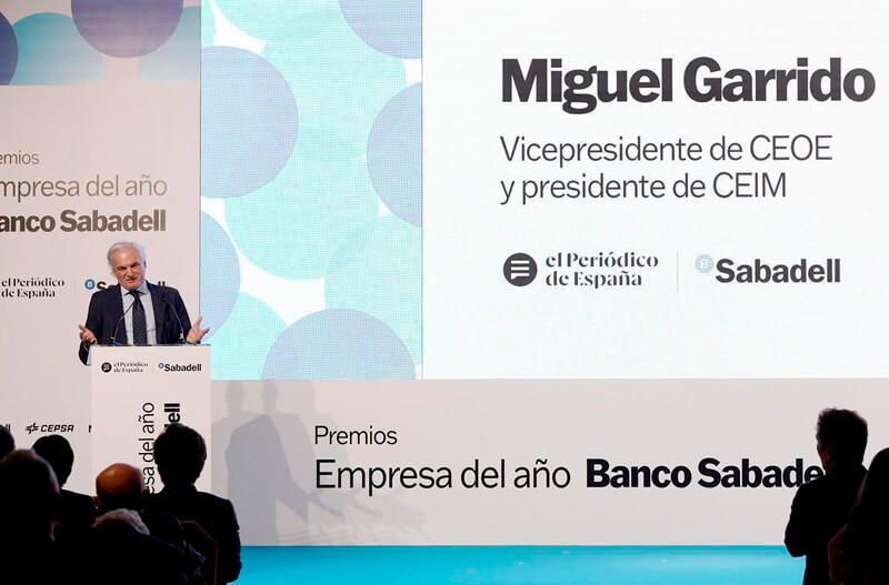 Miguel Garrido, vicepresidente de la CEOE y presidente CEIM, durante la clausura de la gala de los Premios ‘Empresa del Año Banco Sabadell’ / José Luis Roca