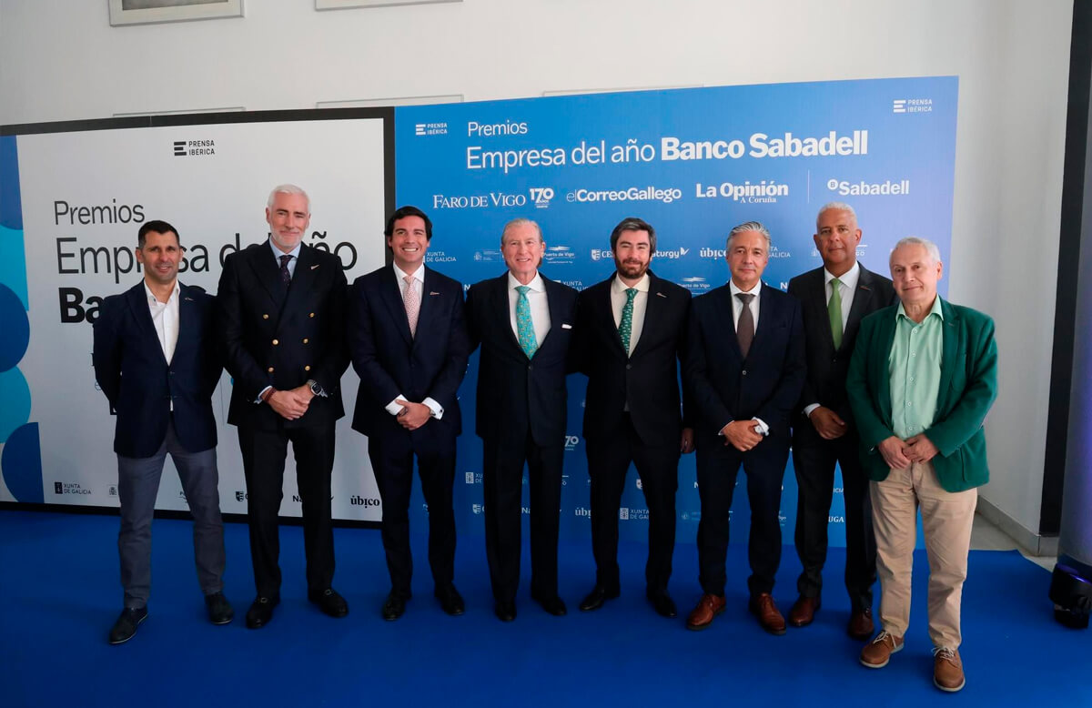 El president de Grup Davila, Eduardo Davila, amb part del seu equip